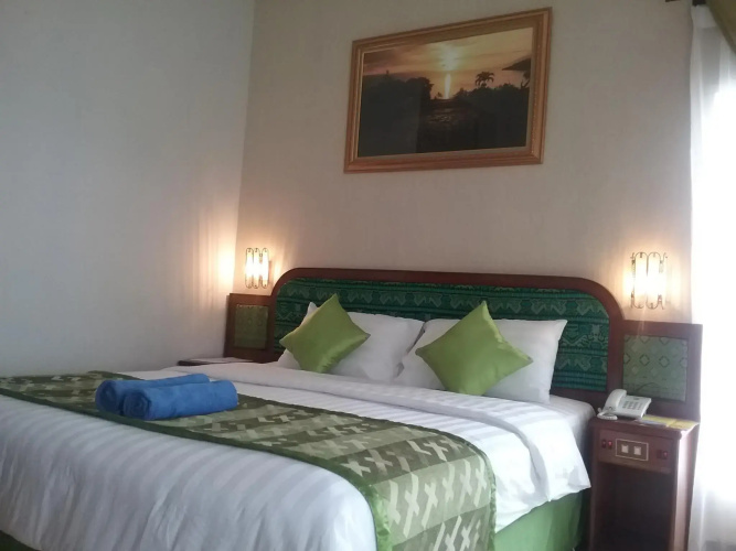 Parapat View Hotel