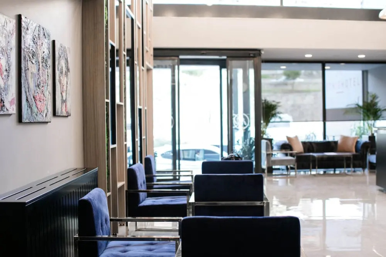 Methis Hotel