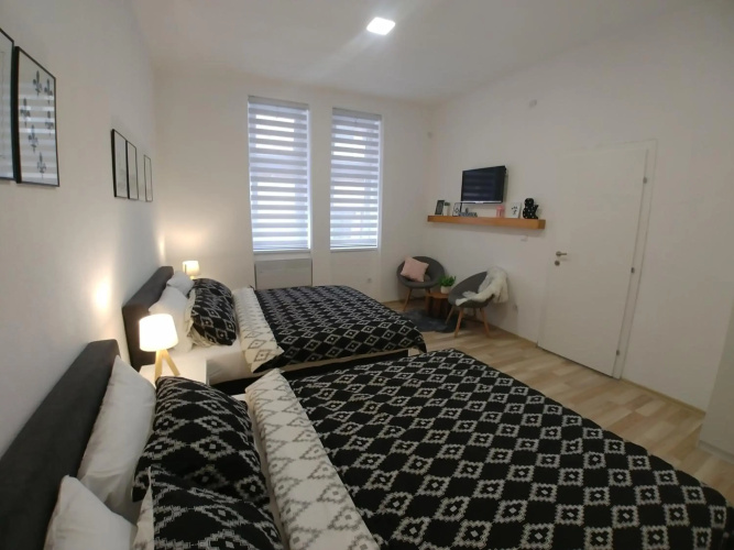 Apartments Sari