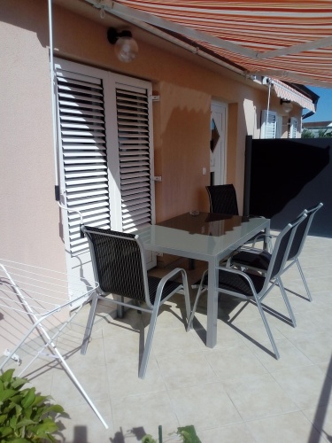 1 Bedroom Apartment with balcony and with garden view