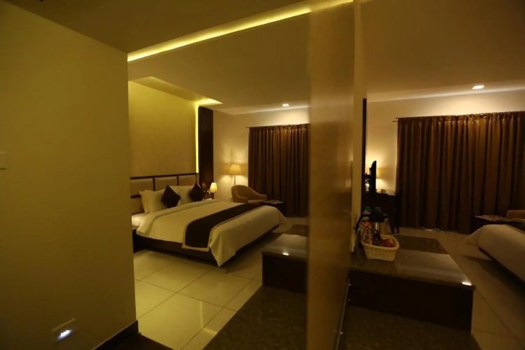 West Fort Hotel