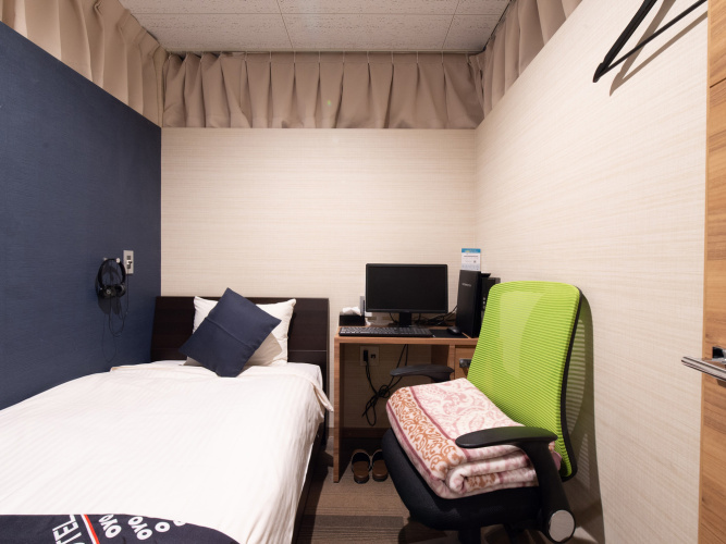 Bed in Dorm (female dorm)