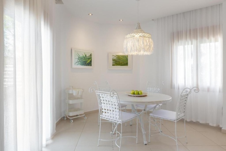 3 Bedrooms Villa