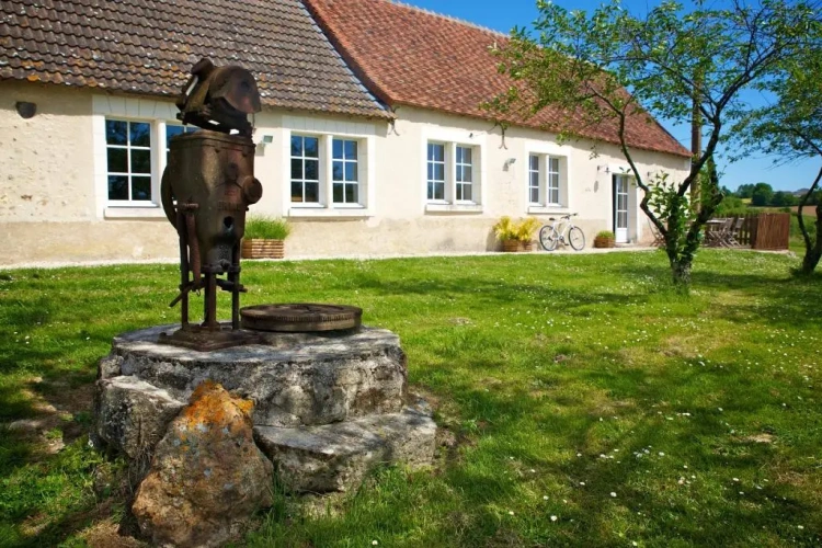 3 Bedrooms Cottage
