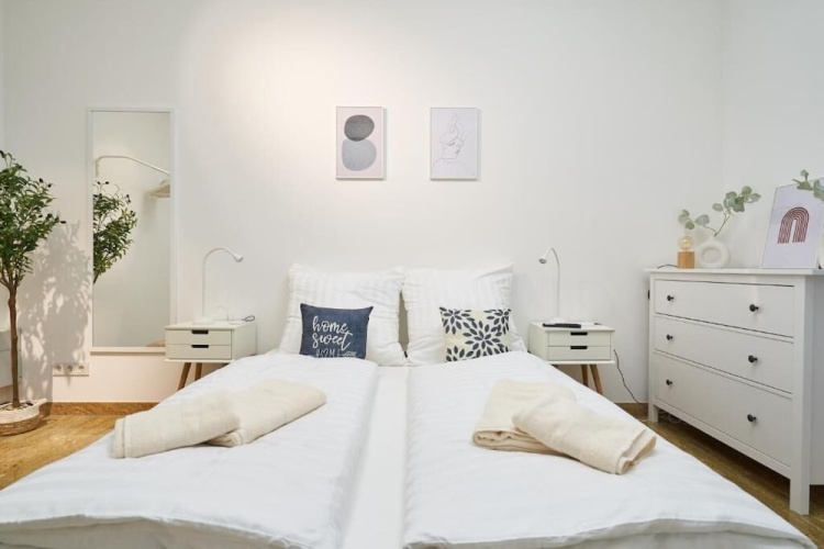 3 Bedrooms Apartment with balcony and with city view
