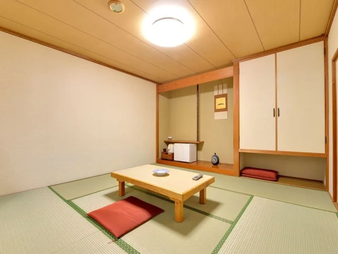 Standard room with mountain view