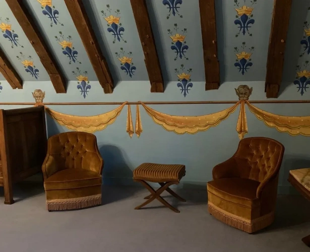 Comfort room