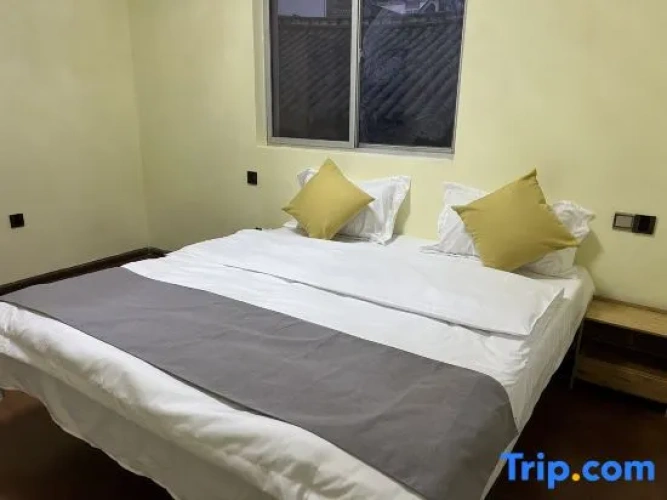 2 Bedrooms Suite with city view