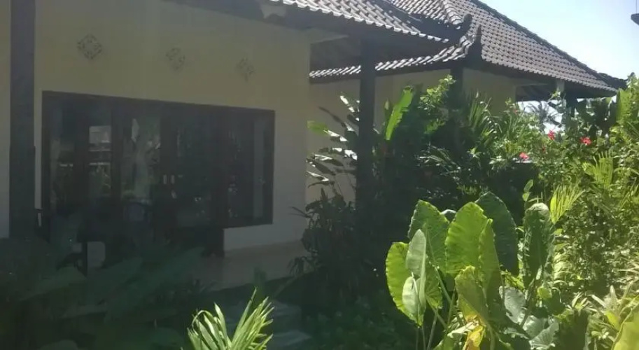 Dillons Bungalows and Restaurant