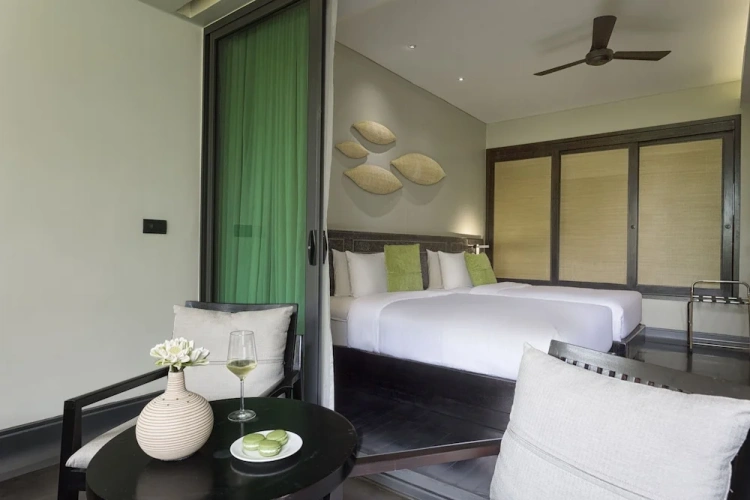 Deluxe Twin room with balcony