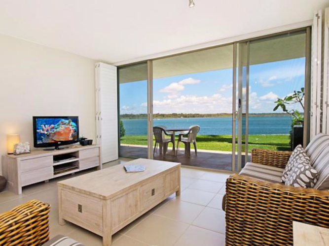 2 Bedrooms Suite with river view