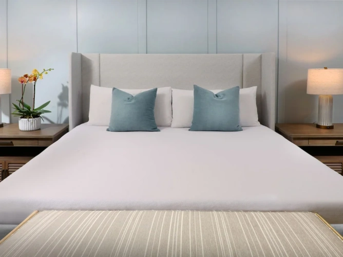 Southernmost Beach Resort Deluxe Double room with balcony