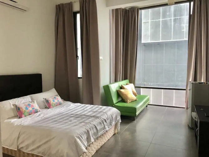 Minimalist Studio Empire Damansara