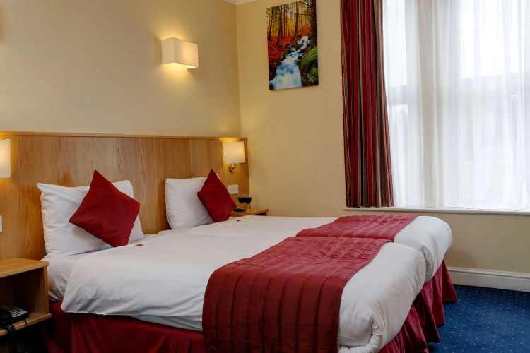 Twin room