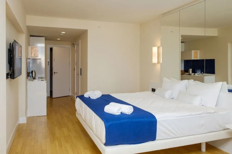 VIP40 Hotel