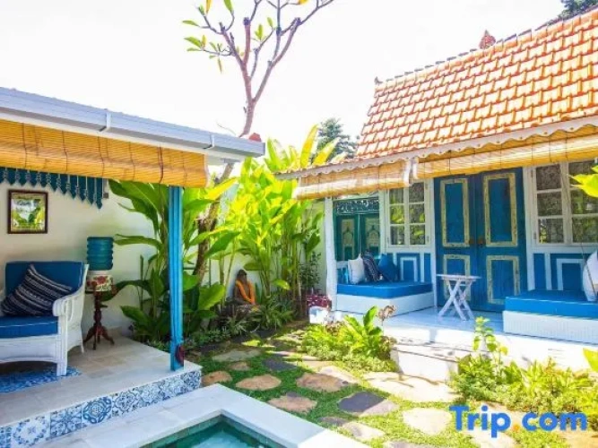 Double Cottage beachfront