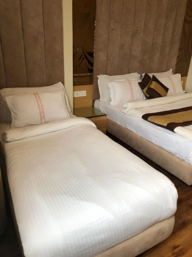 Executive room with city view