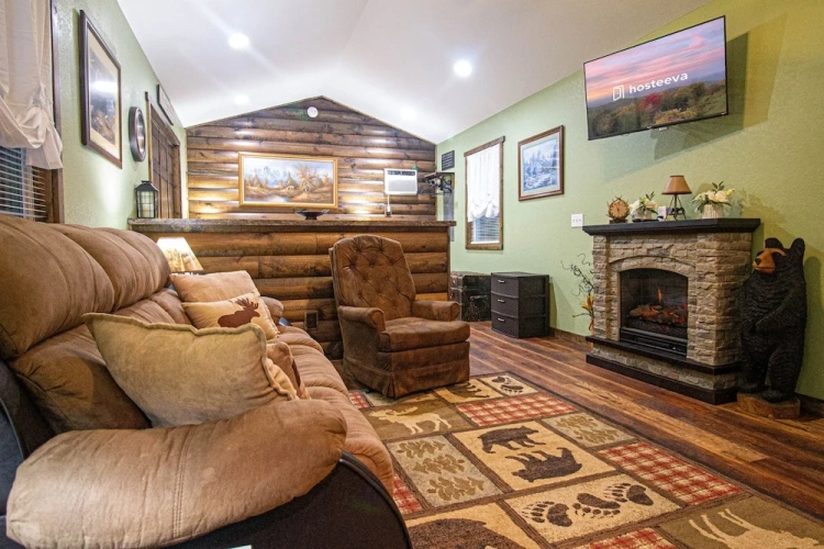 Comfort room with balcony and with mountain view