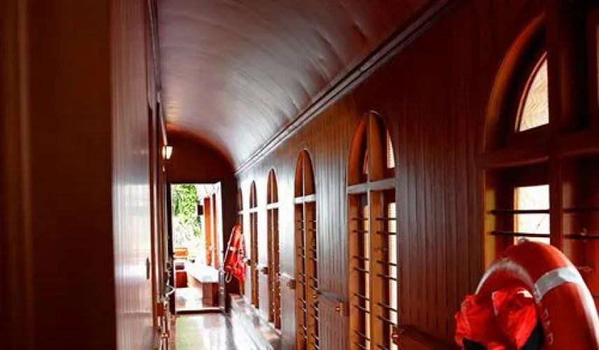 Paradise Resorts