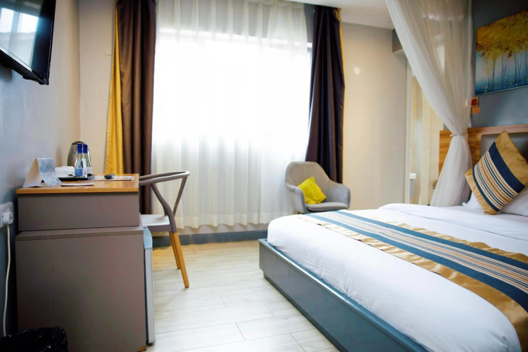 Raha Suites