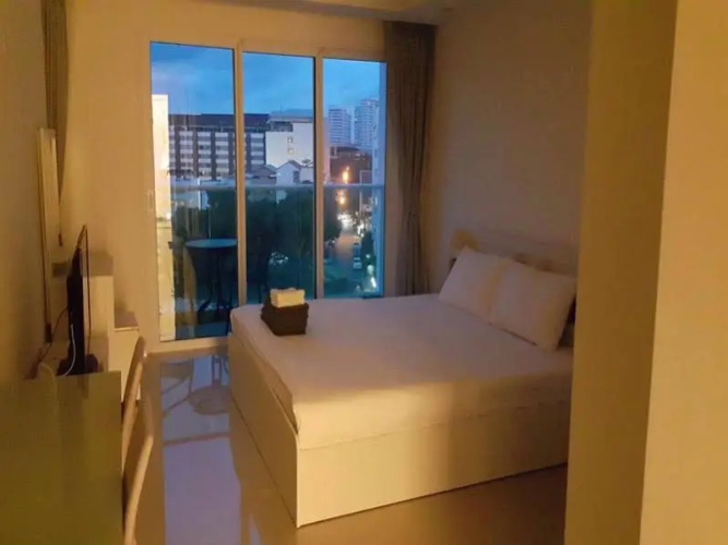 Luxury Cosy Beach View Condominium