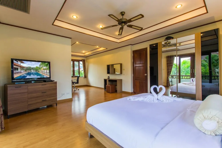 Wiki Villa - 4 Bedrooms 300sqm with Pool