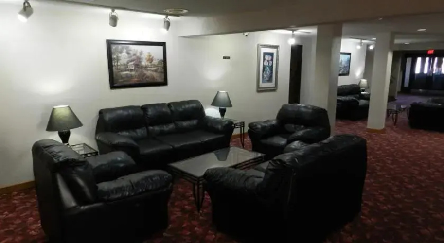 Red Fox Inn and Suites
