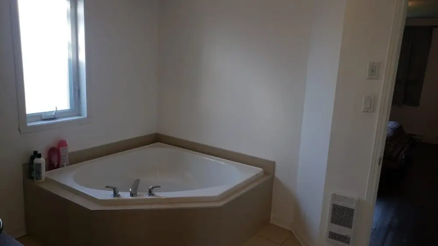 2 Bedrooms Family Apartment
