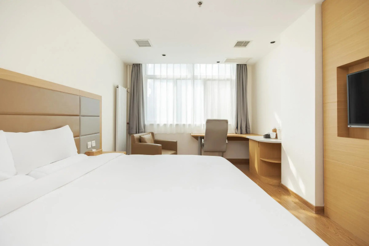 Ji Hotel (Xishao Gate Xian)