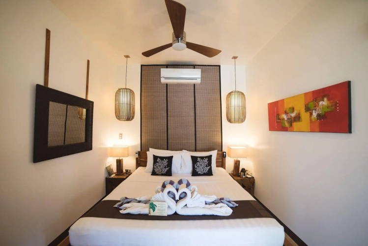 Cadlao Resort & Restaurant