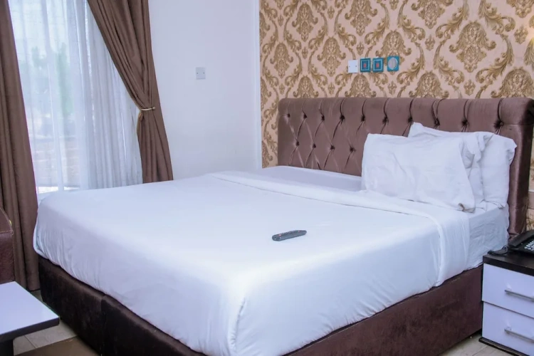 Standard Double room with pool view