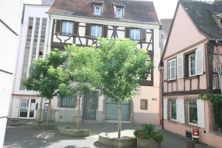 2 Bedrooms Attic Apartment