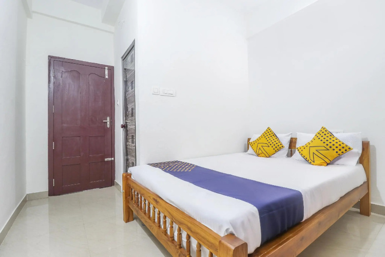 Rohini Inn by OYO Rooms