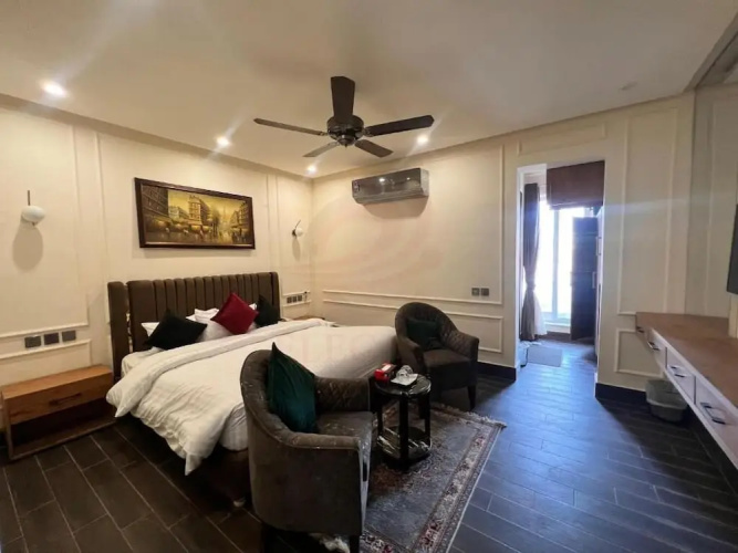 Elegant Suites Hotel