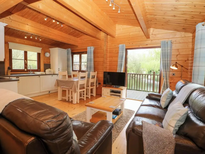 Kingfisher Lodge