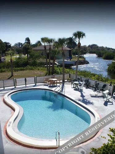 Sun Coast Inn