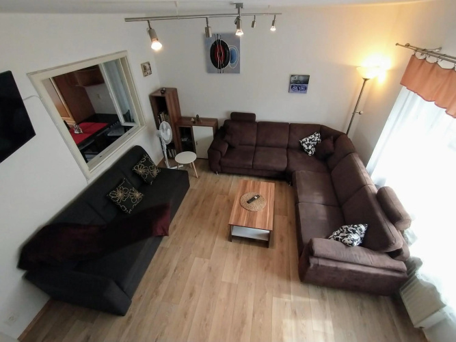 Apartment with a garden