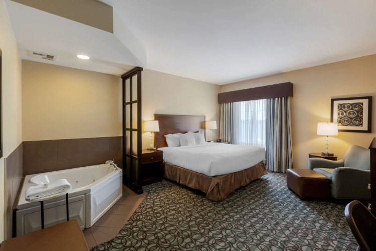 Best Western Plus Walkerton Hotel & Conference Centre