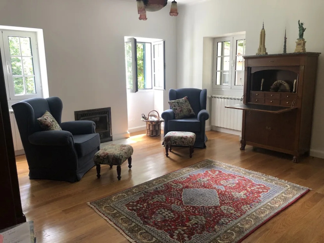 Villa-sleeps2-garden-private Park