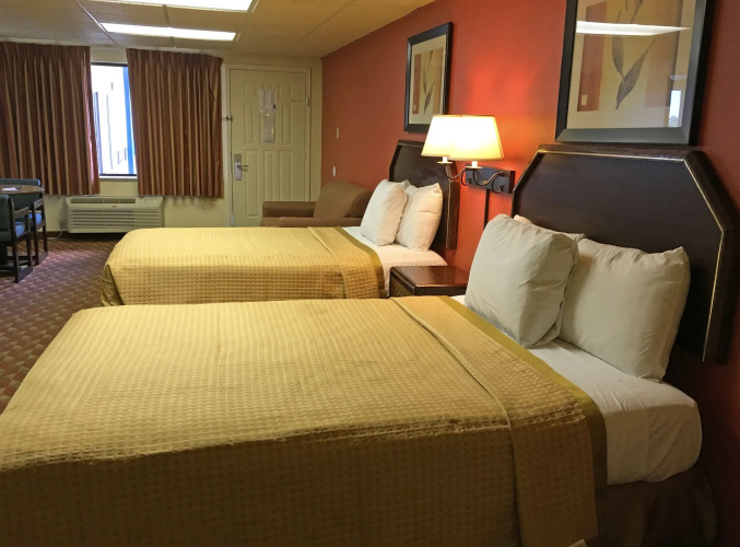 Executive Inn & Suites