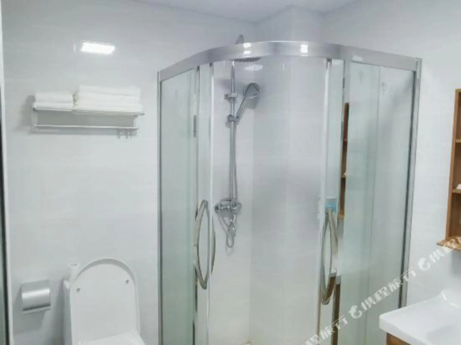 Yijie Hotel