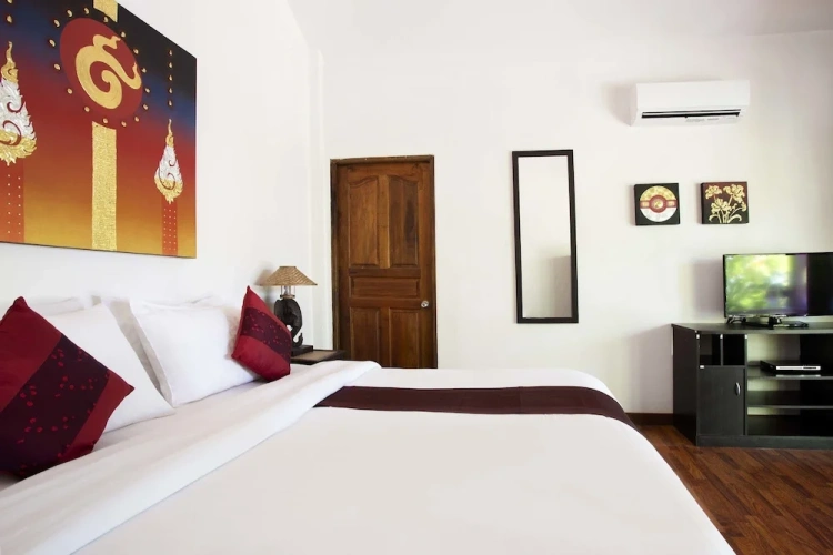 Garden Wing Bungalow