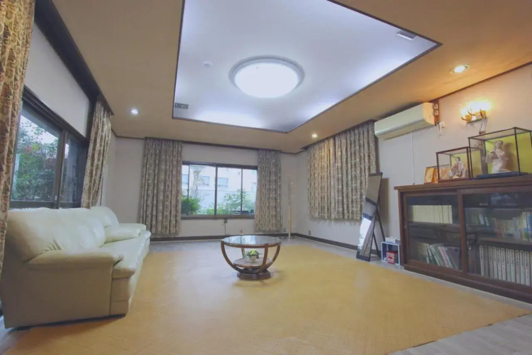 Its i Osaka House
