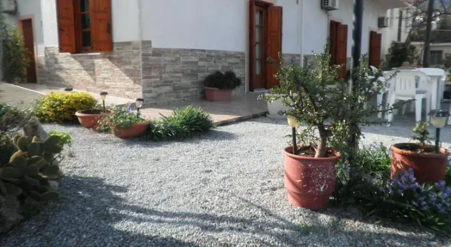 Pension Neapolis
