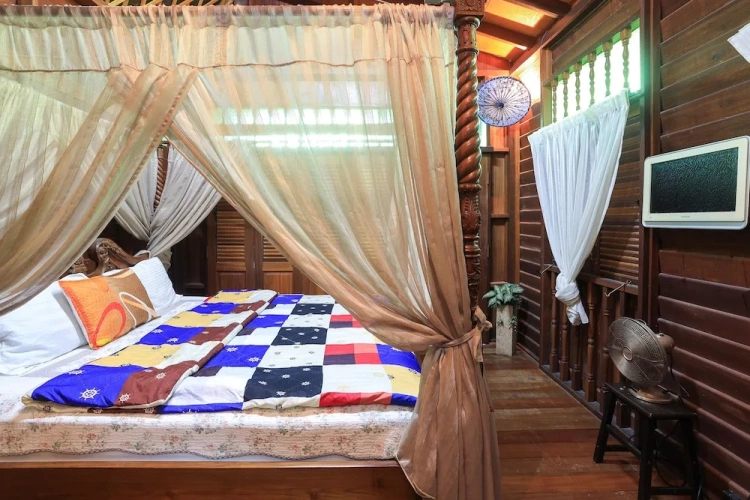 3 Bedrooms Apartment