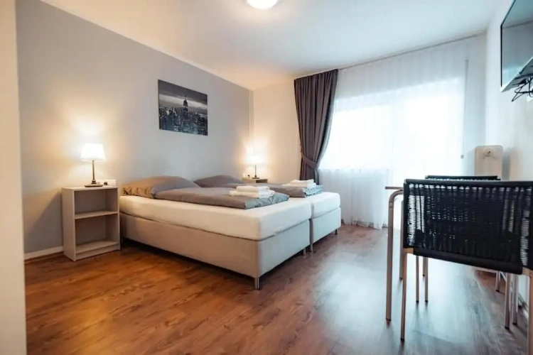 Superior Twin room with balcony and with courtyard view