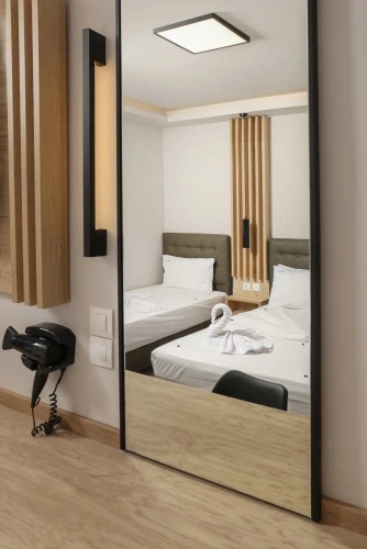 Standard Triple room with pool view