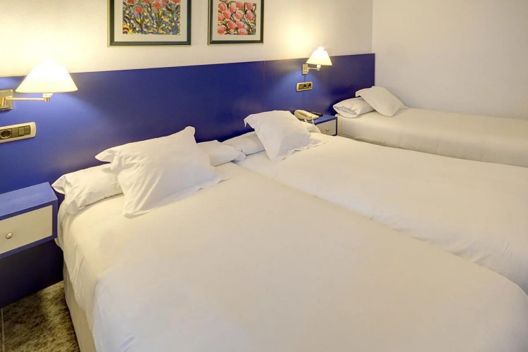 Hotel Marina Azul