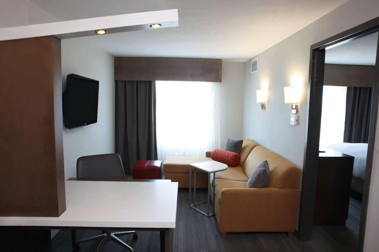 Double Suite