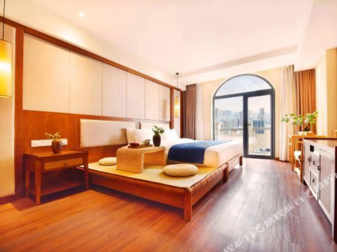 Yifeng Boutique Hotel